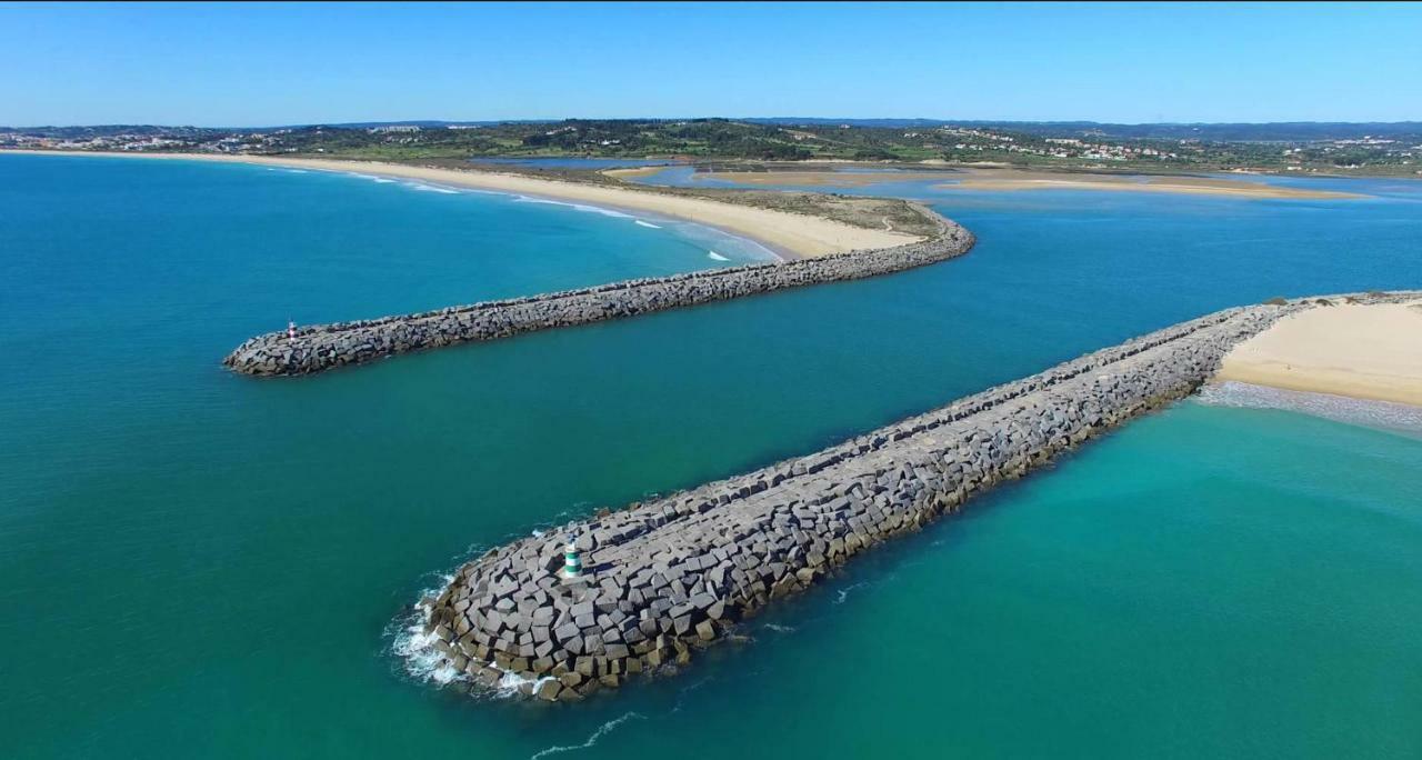 At The * Alvor