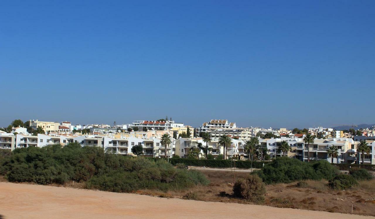 At The * Alvor