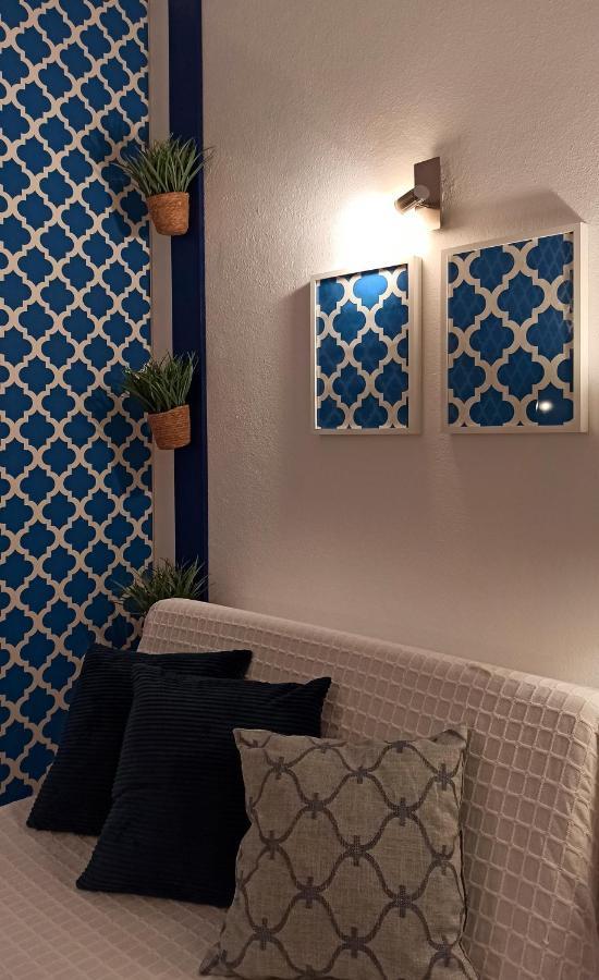 Apartment At The *